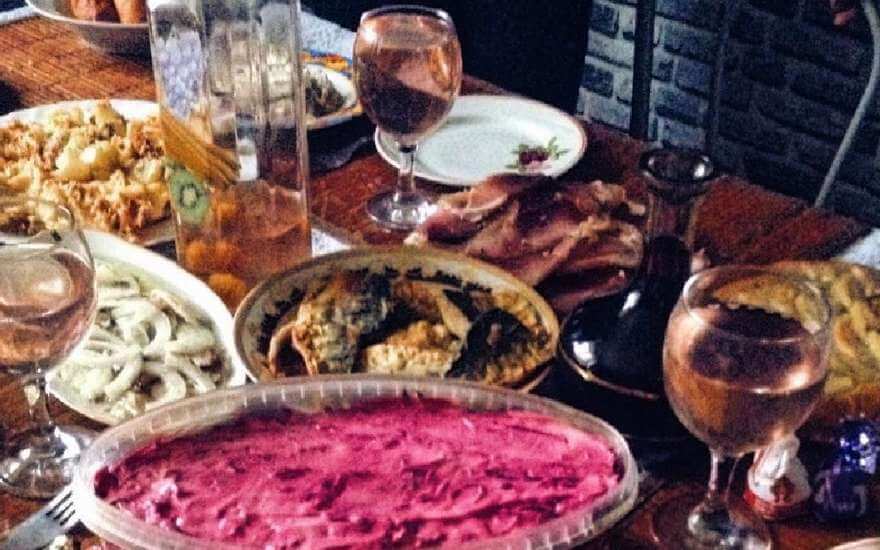 Праздничный стол